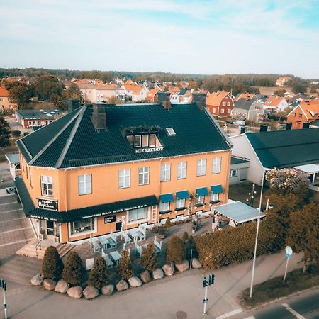 Paradlaegenhet Eskilstuna Extérieur photo