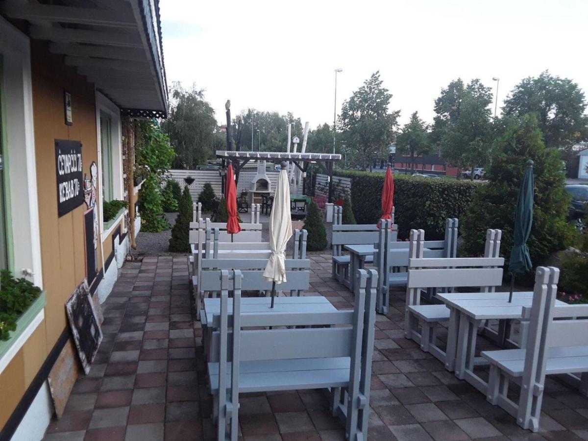 Paradlaegenhet Eskilstuna Extérieur photo